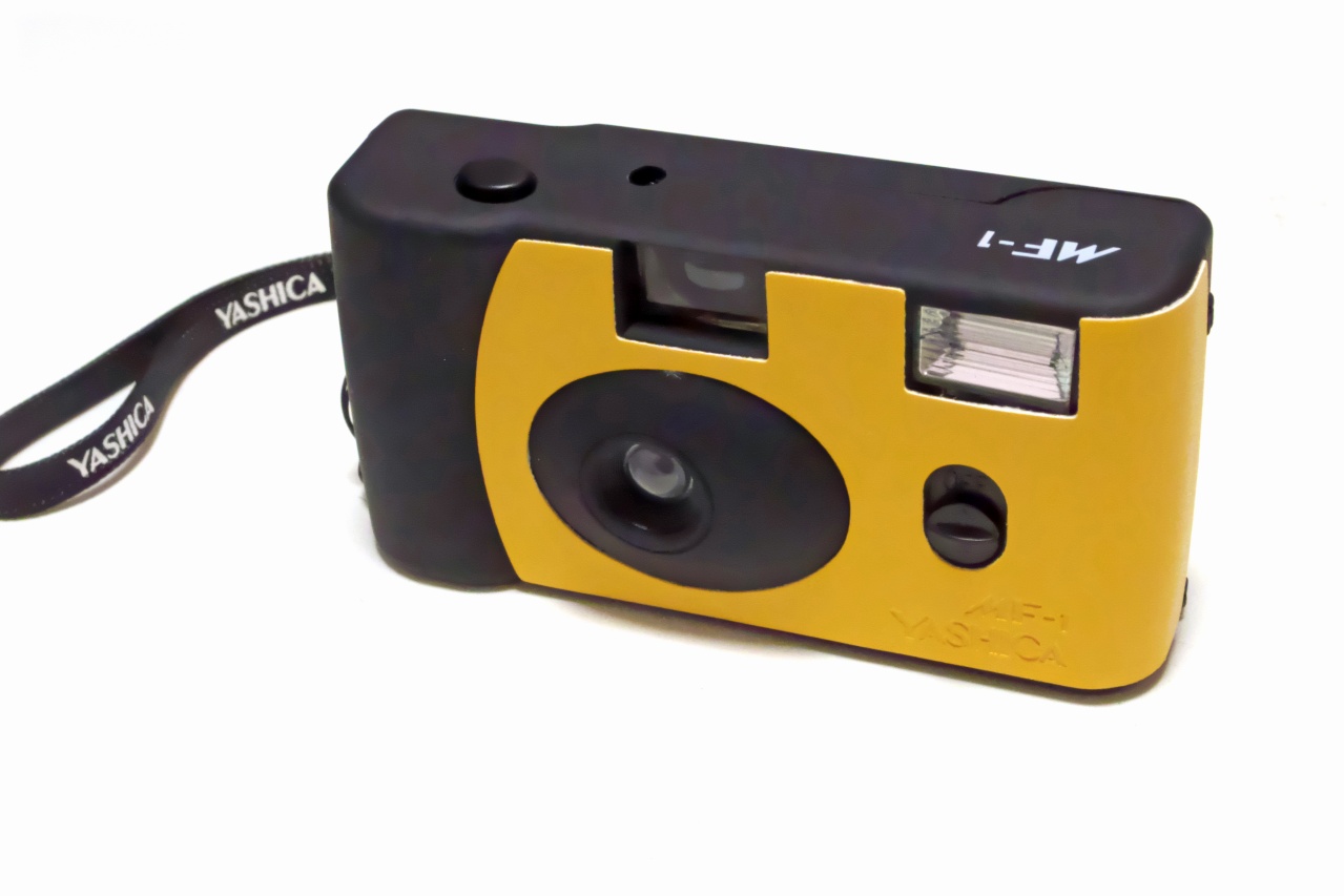 YASHICA MF-1